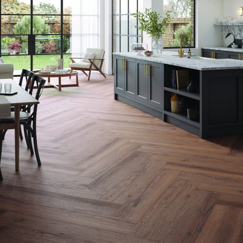 AR0W7970 ManorOak HerringbonePlank 229x1220