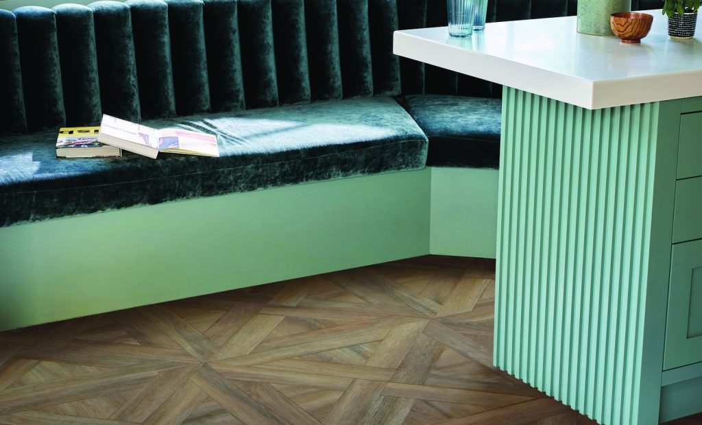 AR0W8900 TayOak FrenchWeave 610x610mm