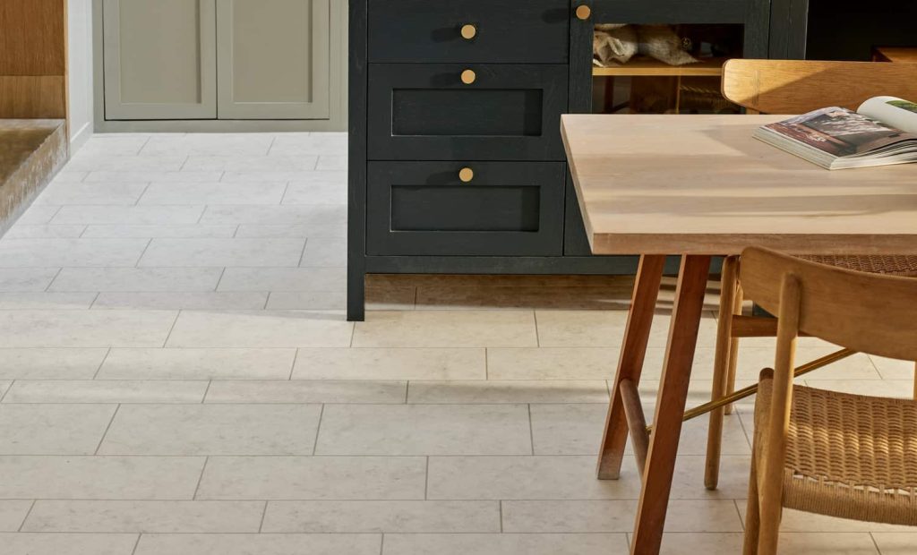 DC572 ShotteryLimestone RandomStone 152x457mm 229x457mm 305x457mm WoolwichConcrete 3x915mm