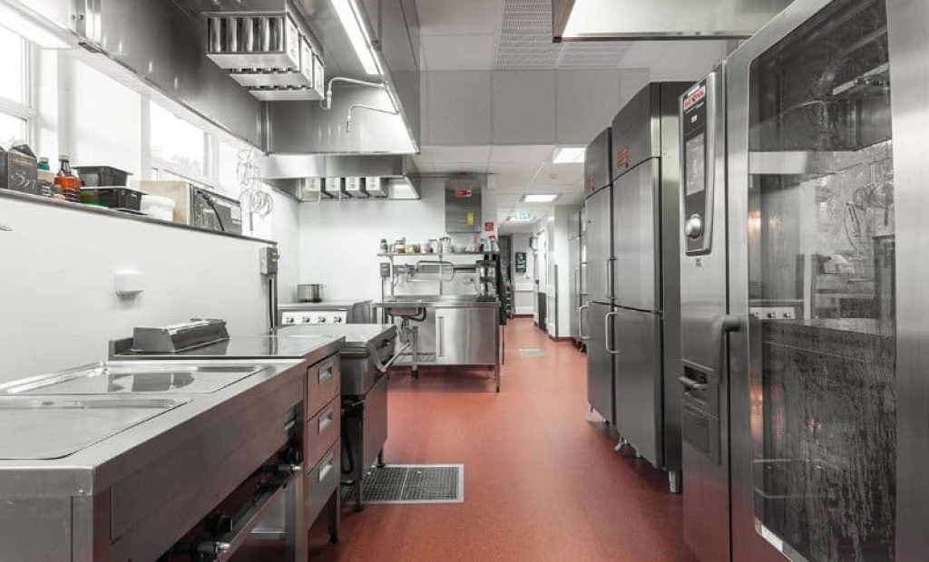 Quality Altro flooring — supply & install 4 Grashagsskolan Altro Stronghold Altro Whiterock White FR 016
